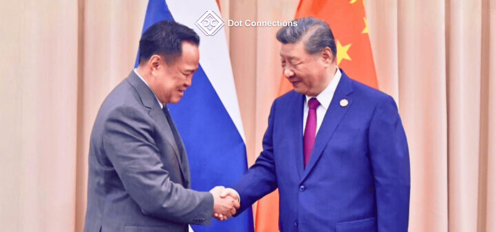 Close-up handshake at APEC 2025 as Thailand no-casino policy 2025 is reconfirmed by PM Anutin and acknowledged by China’s President Xi.